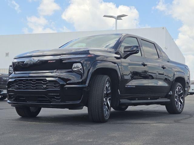2025 Chevrolet Silverado EV RST