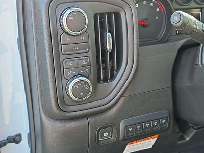 2025 GMC Sierra 3500 HD Chassis Cab Pro