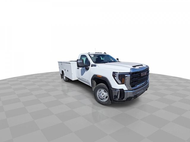 2025 GMC Sierra 3500 HD Chassis Cab Pro