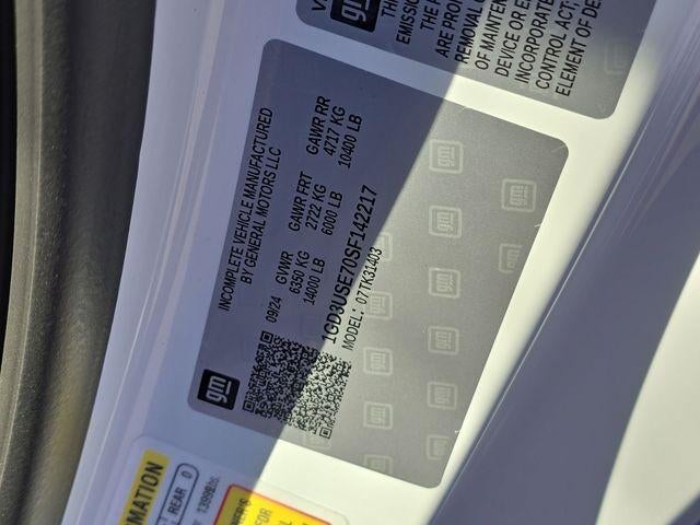 2025 GMC Sierra 3500 HD Chassis Cab Pro