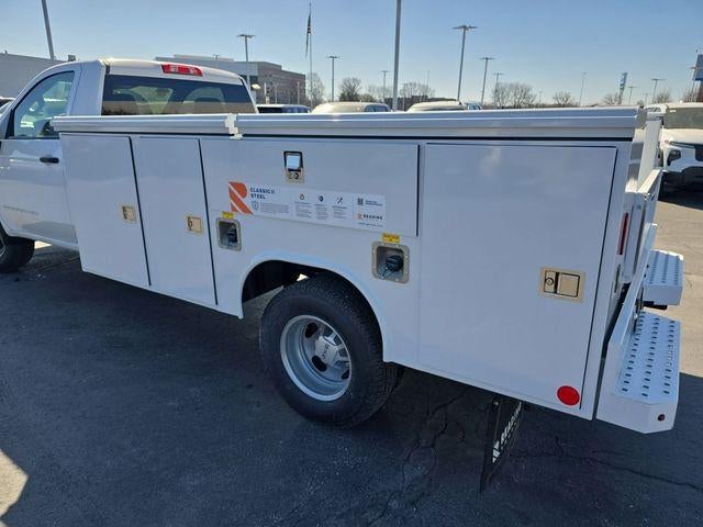 2025 GMC Sierra 3500 HD Chassis Cab Pro