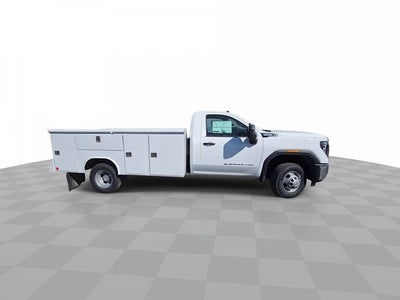 2025 GMC Sierra 3500 HD Chassis Cab Pro