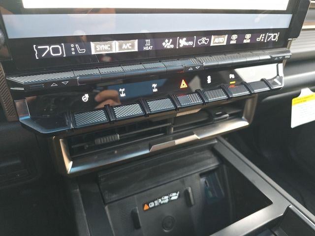 2024 GMC HUMMER EV SUV 2X