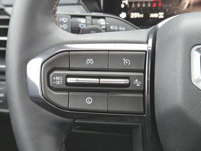 2025 GMC Acadia AT4
