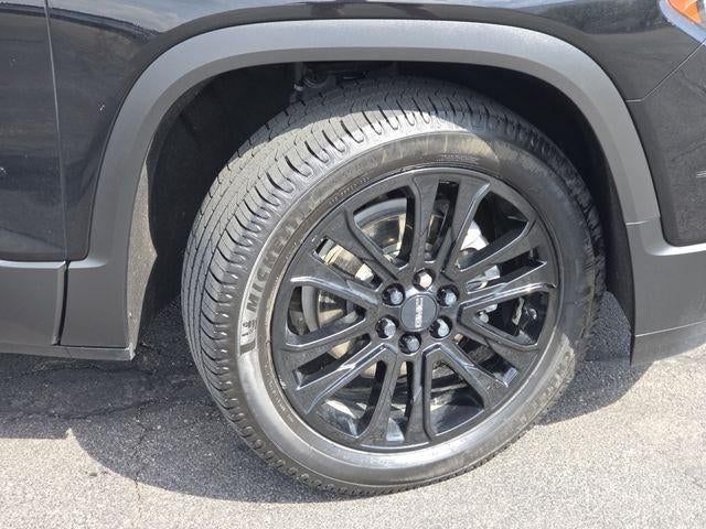 2022 GMC Acadia SLE