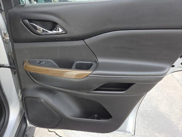 2017 GMC Acadia SLE-2