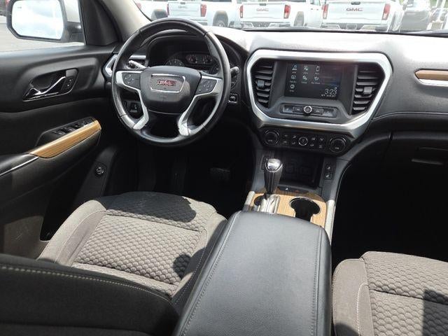 2017 GMC Acadia SLE-2