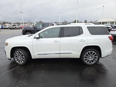 2023 GMC Acadia Denali