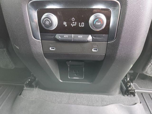 2022 GMC Yukon SLE