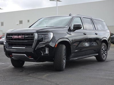2023 GMC Yukon XL AT4
