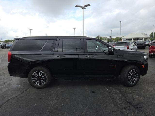2023 GMC Yukon XL AT4