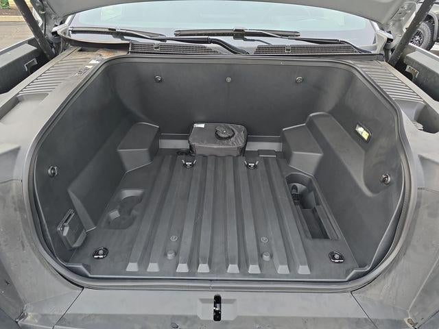 2024 GMC Sierra EV Denali Edition 1