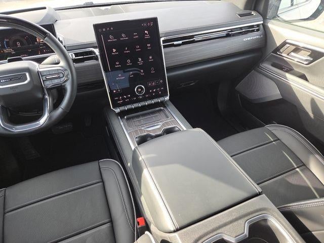 2024 GMC Sierra EV Denali Edition 1