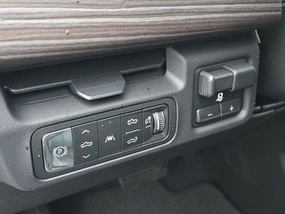 2025 GMC Sierra EV Denali