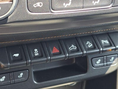 2022 GMC Canyon AT4 w/Leather