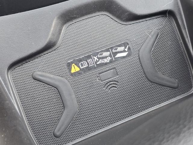 2022 GMC Canyon AT4 w/Leather