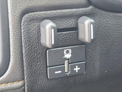 2022 GMC Canyon AT4 w/Leather