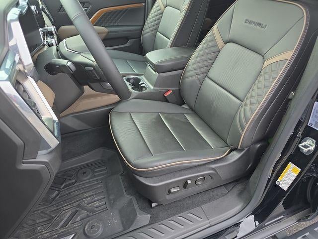2023 GMC Canyon Denali
