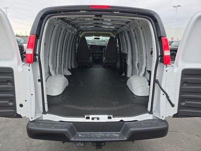 2025 GMC Savana Cargo 3500 Work Van