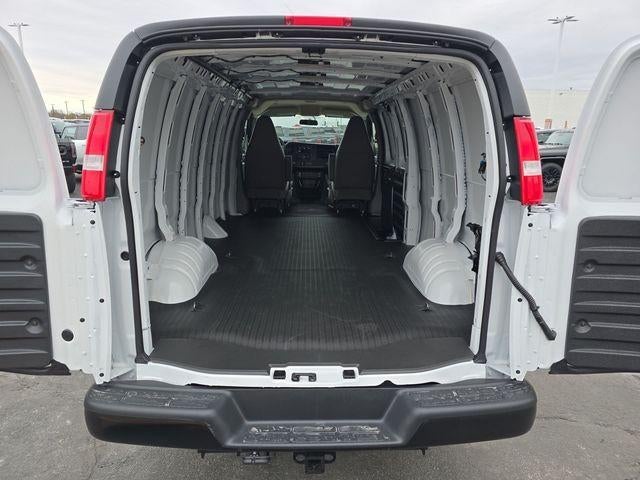 2025 GMC Savana Cargo 3500 Work Van
