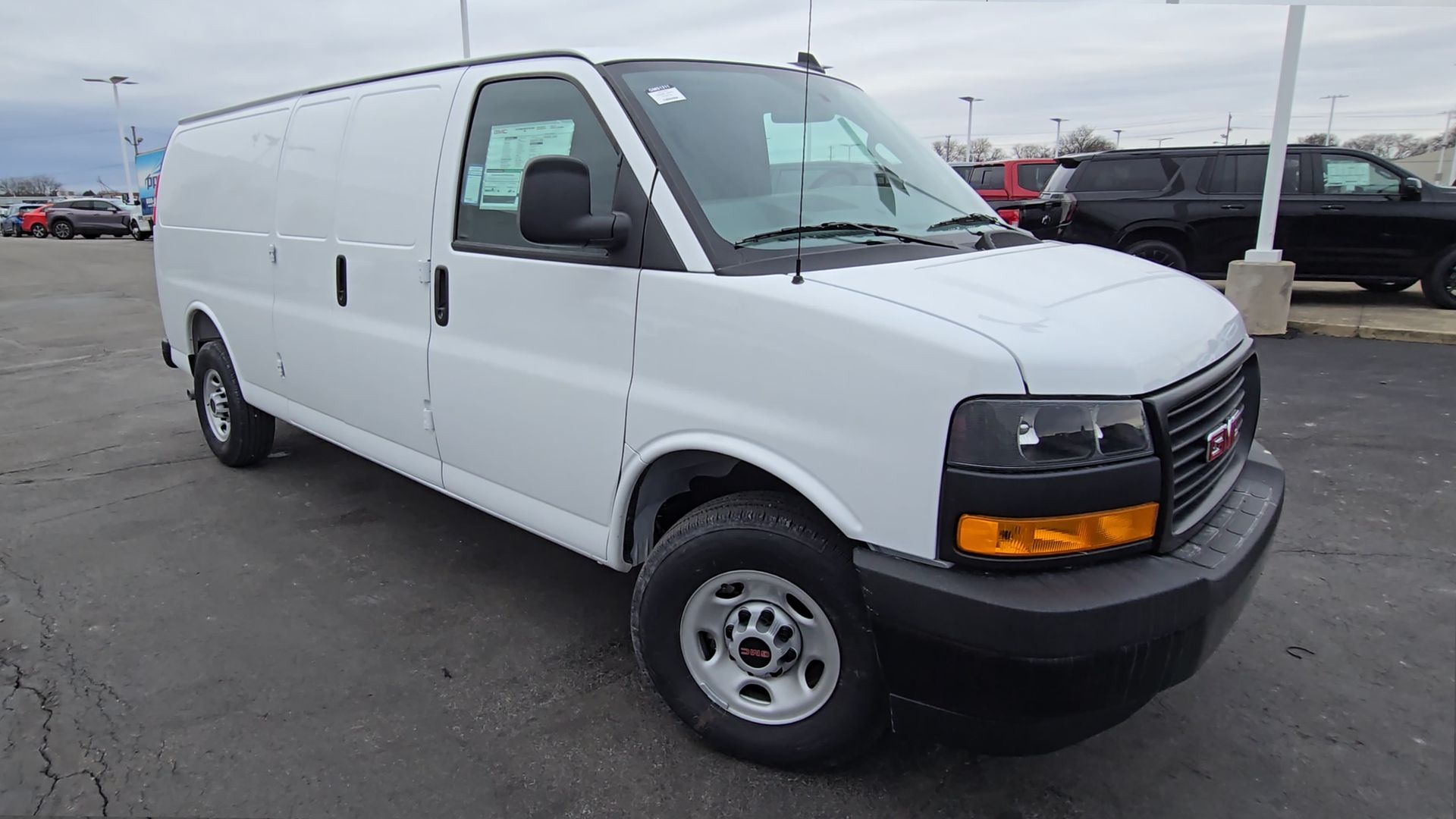 2025 GMC Savana Cargo 3500 Work Van
