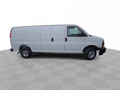 2025 GMC Savana Cargo 3500 Work Van