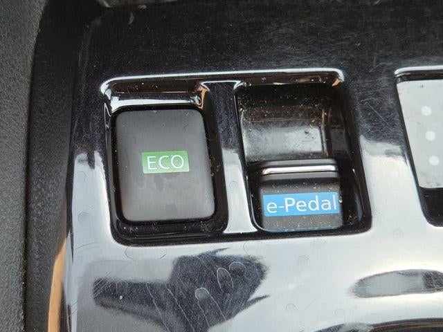 2019 Nissan LEAF SL