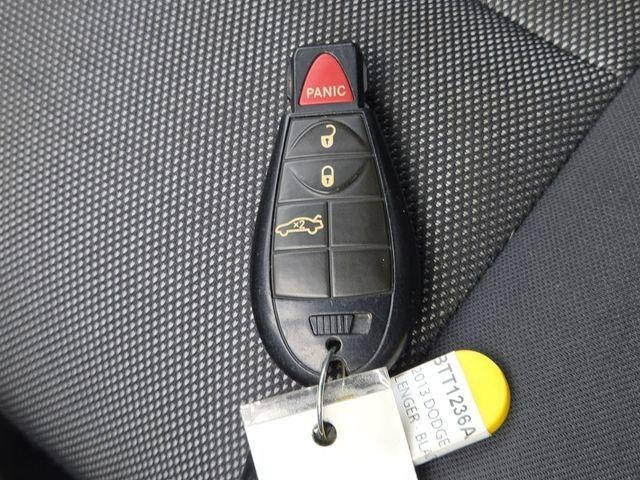 2013 Dodge Challenger SXT