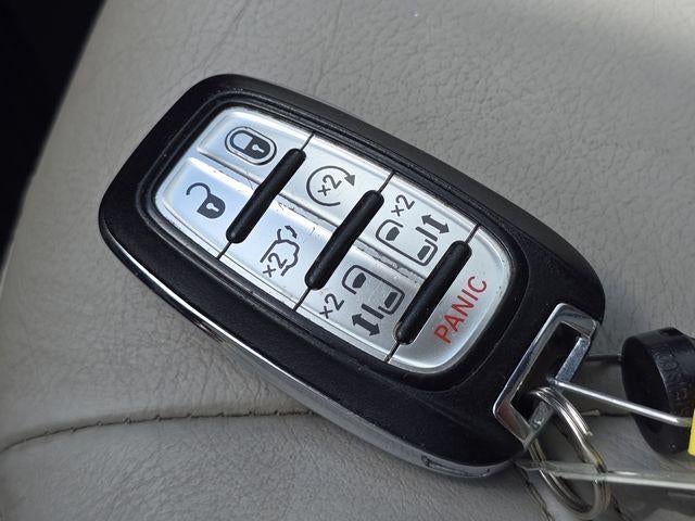 2021 Chrysler Pacifica Hybrid Touring L