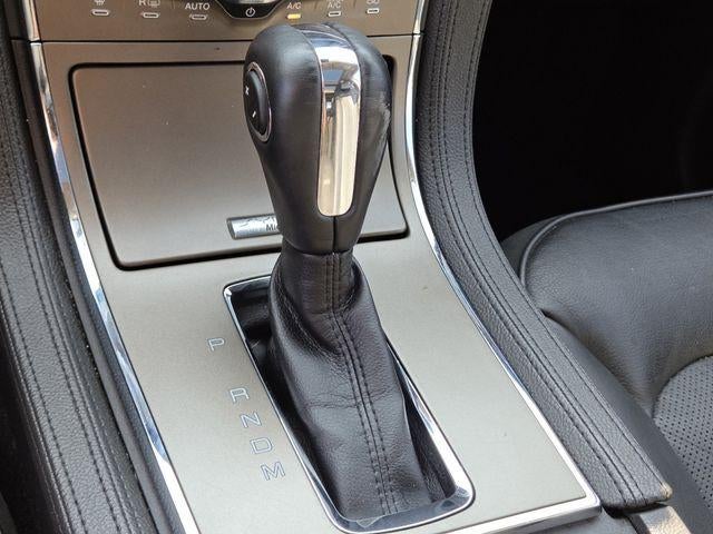2012 Lincoln MKX Base