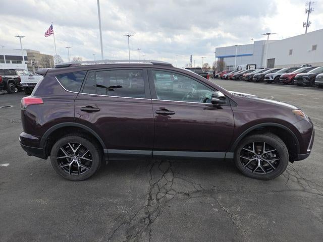 2017 Toyota RAV4 SE
