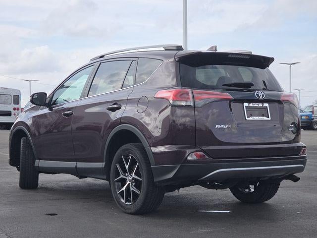 2017 Toyota RAV4 SE