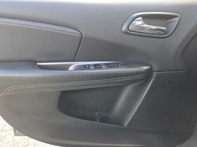 2020 Dodge Journey Crossroad