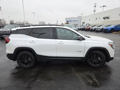 2022 GMC Terrain AT4