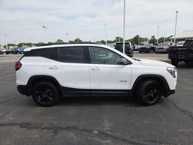 2022 GMC Terrain AT4