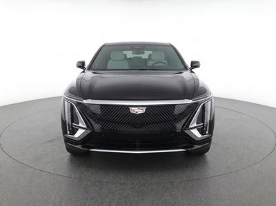 2025 Cadillac OPTIQ Luxury 2