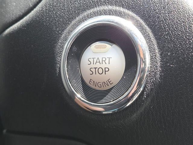 2016 Nissan Pathfinder SL