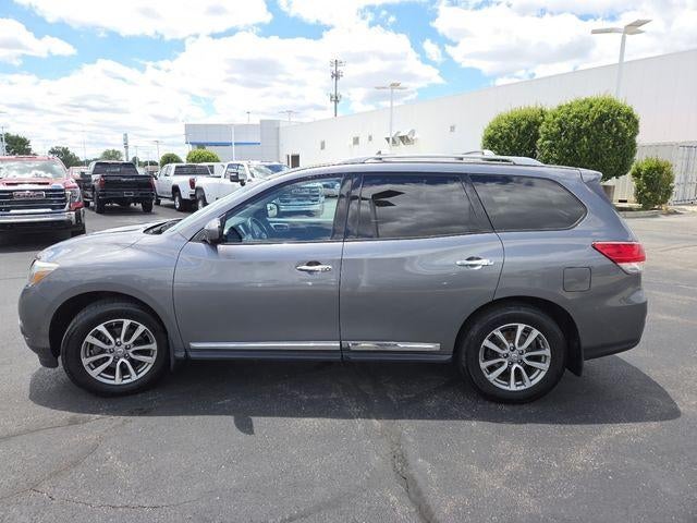 2016 Nissan Pathfinder SL