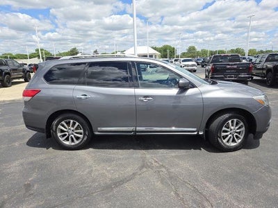 2016 Nissan Pathfinder SL
