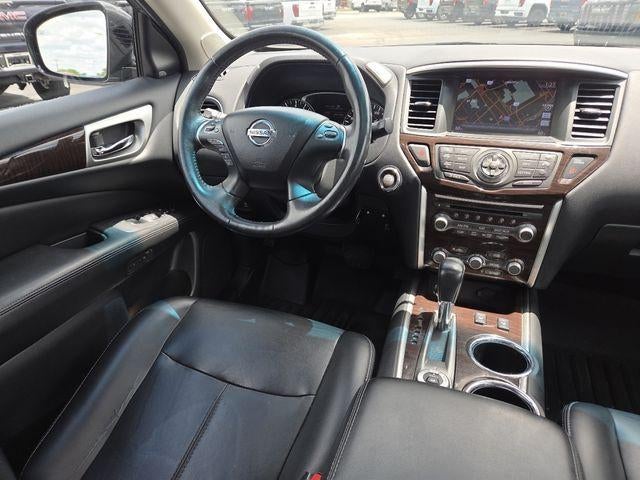 2016 Nissan Pathfinder SL