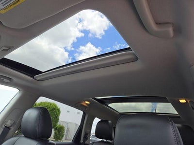 2016 Nissan Pathfinder SL