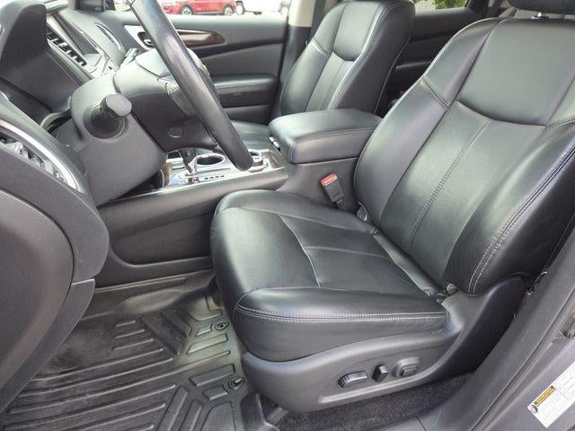 2016 Nissan Pathfinder SL