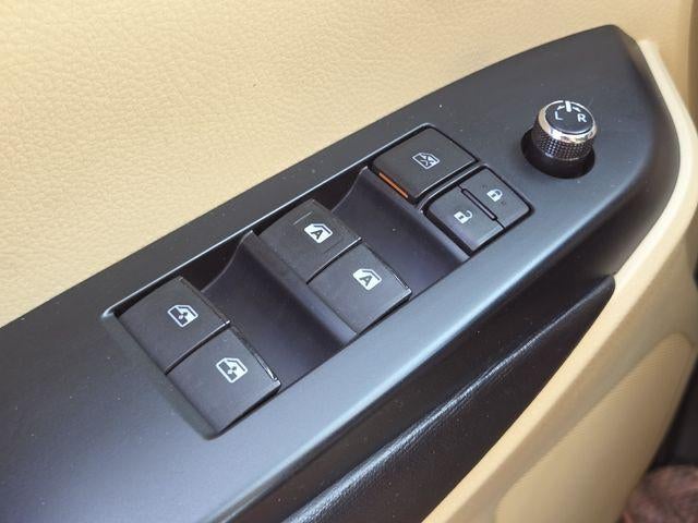 2016 Toyota Highlander XLE V6