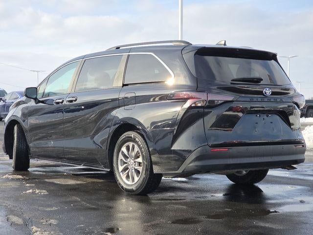 2024 Toyota Sienna XLE