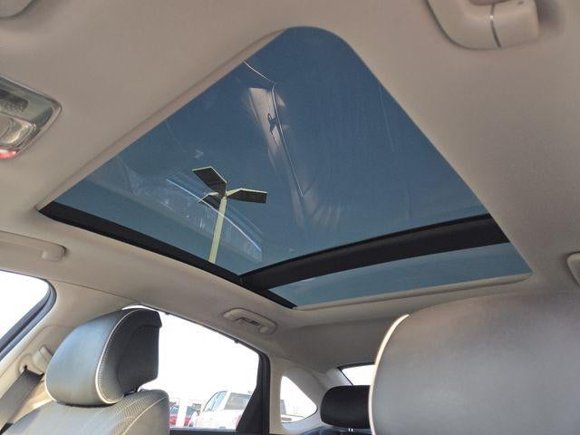 2021 Genesis G80 Base