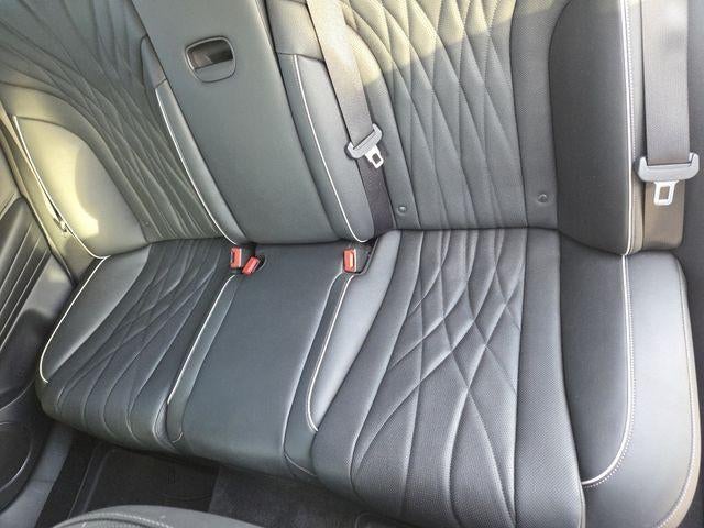 2021 Genesis G80 Base