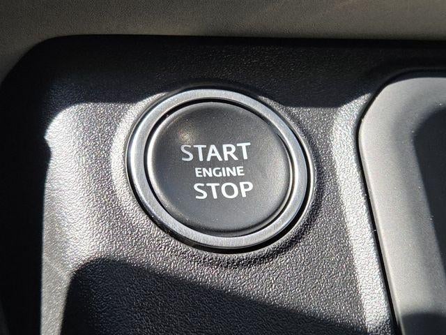 2021 Land Rover Defender SE