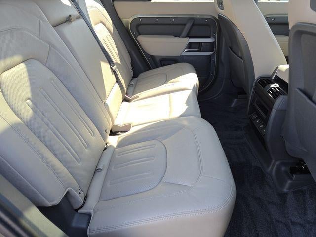 2021 Land Rover Defender SE