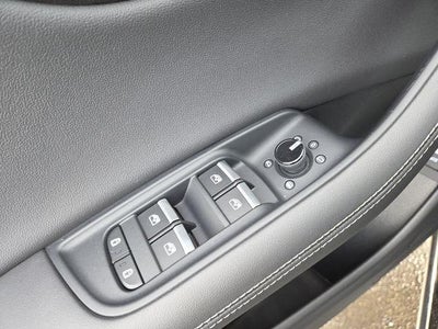 2023 Audi Q8 55 Premium Plus