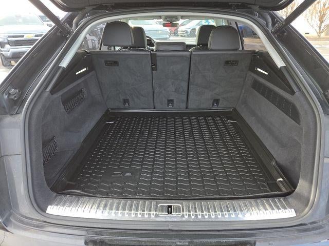 2023 Audi Q8 55 Premium Plus